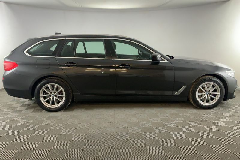 BMW 5er 530d xDrive 2018 – снимка 10