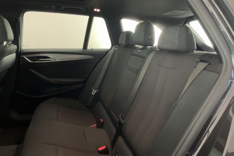 BMW 5er 530d xDrive 2018 – снимка 19