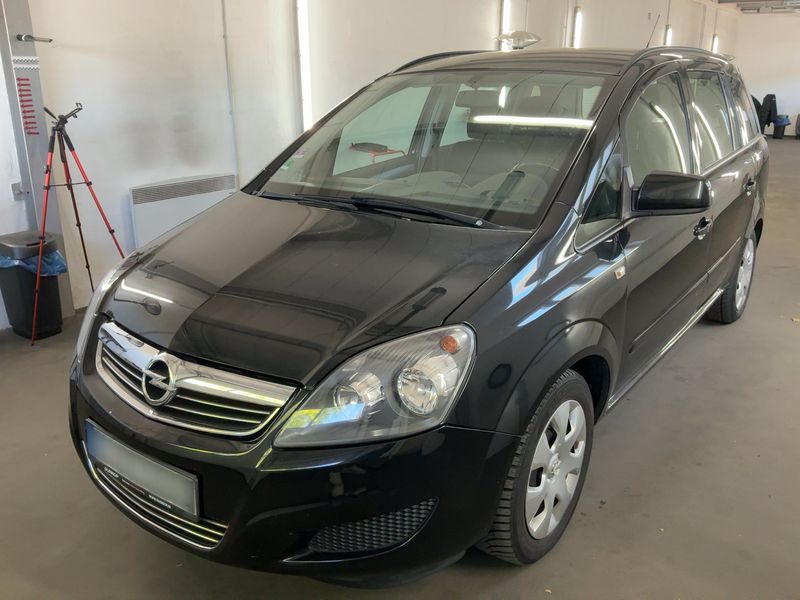 Opel Zafira 1.8 Family 2014 – снимка 1