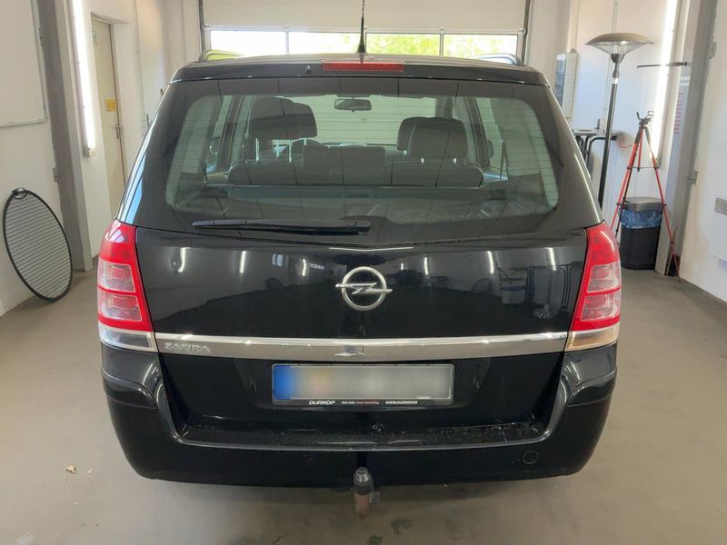 Opel Zafira 1.8 Family 2014 – снимка 7