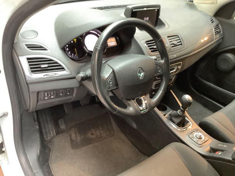 Renault Megane 1.2 Limited 2016 – снимка 28