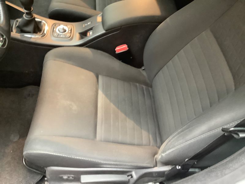 Renault Megane 1.2 Limited 2016 – снимка 31