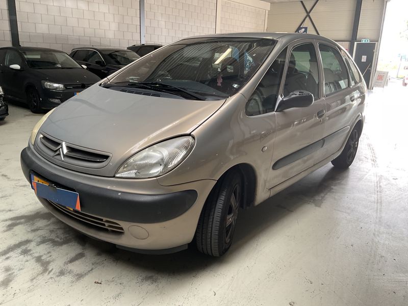 Citroen Xsara Picasso 2.0 Exclusive 2003 – снимка 1