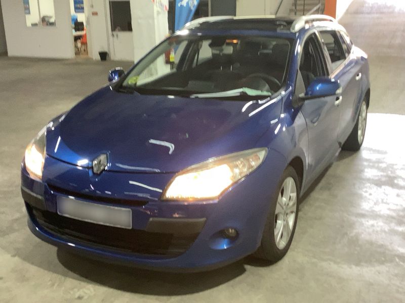 Renault Megane 1.5 dCi Dynamique 2011 – снимка 1