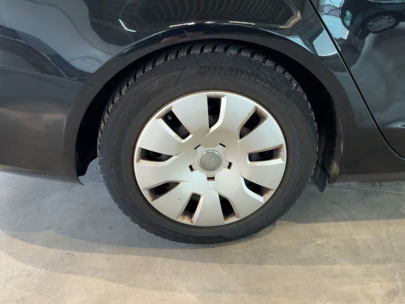 Audi A4 2.0 TDI ultra Attraction 2014 – снимка 18