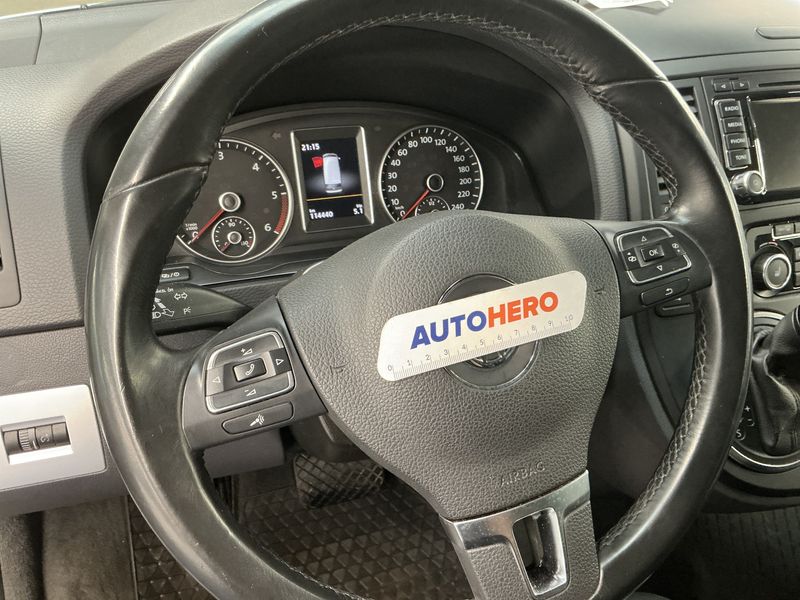 Volkswagen T5 Multivan 2.0 TDI Highline 2015 – снимка 40