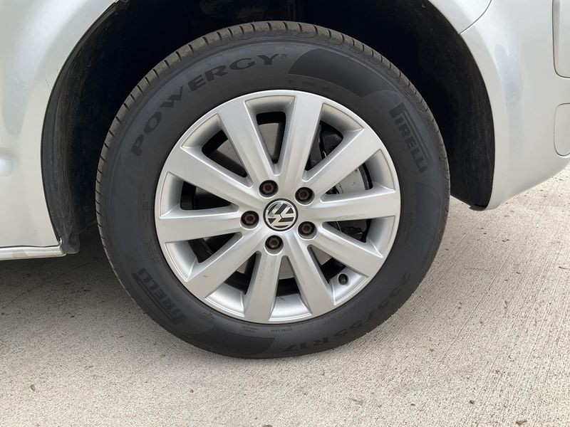 Volkswagen T5 Multivan 2.0 TDI Highline 2015 – снимка 11