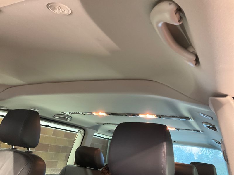 Volkswagen T5 Multivan 2.0 TDI Highline 2015 – снимка 35