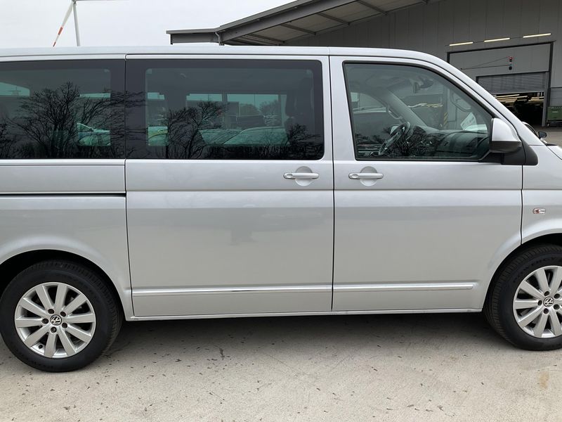 Volkswagen T5 Multivan 2.0 TDI Highline 2015 – снимка 10