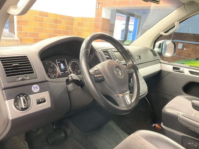 Volkswagen T5 Multivan 2.0 TDI Highline 2015 – снимка 42