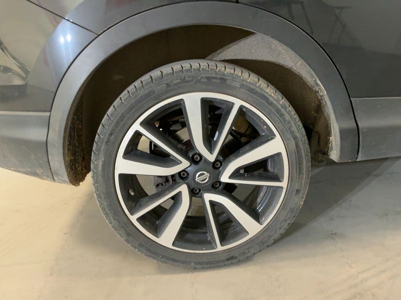 Nissan Qashqai 1.6 dCi Tekna 2015 – снимка 9