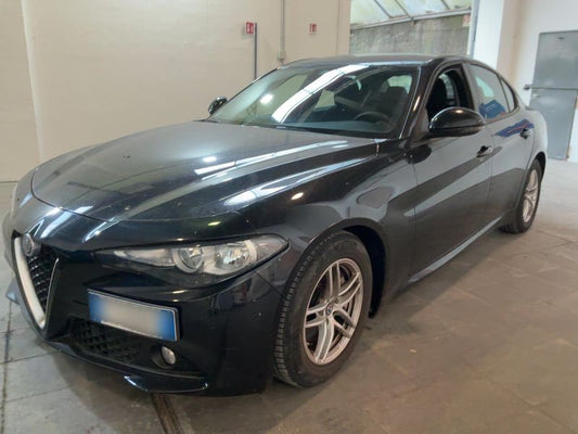 Alfa Romeo Giulia 2.2 JTDM Basis 2017 – снимка 2