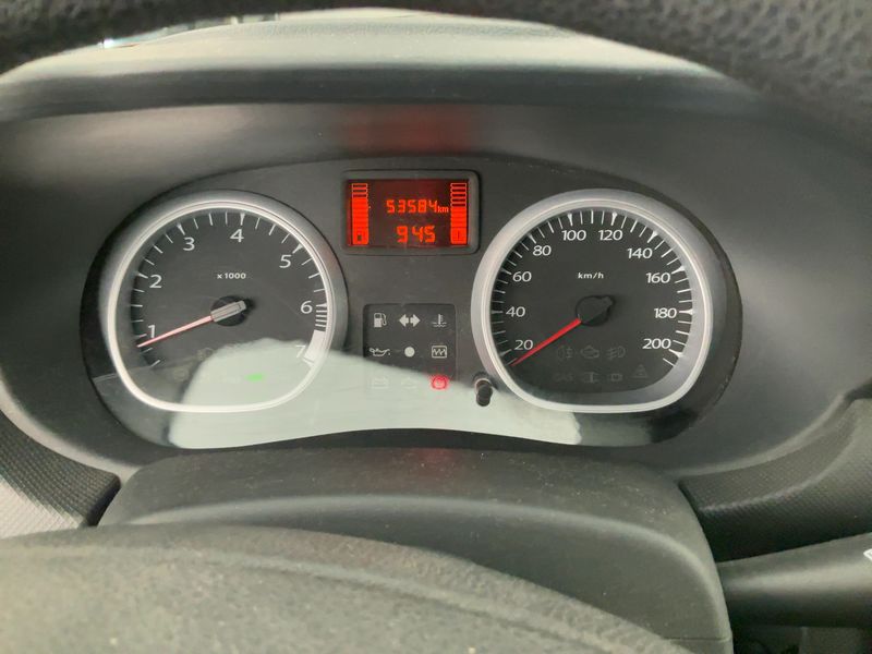 Dacia Duster 1.6 Laureate 4x4 2011 – снимка 19