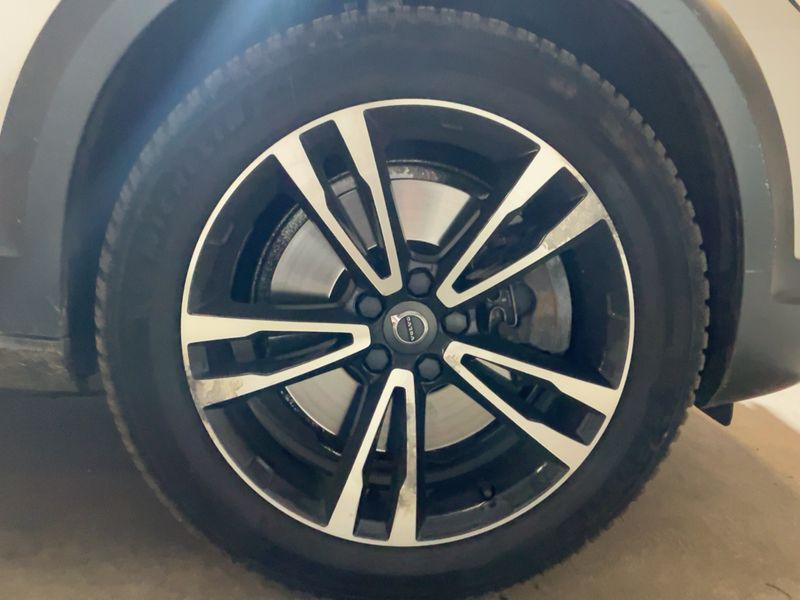 Volvo V90 Cross Country 2.0 D4 Pro AWD 2019 – снимка 11