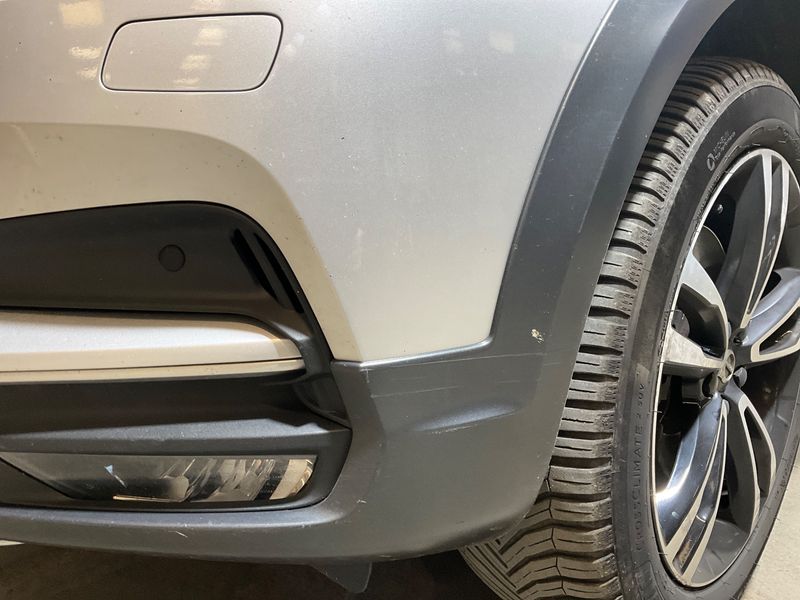 Volvo V90 Cross Country 2.0 D4 Pro AWD 2019 – снимка 46