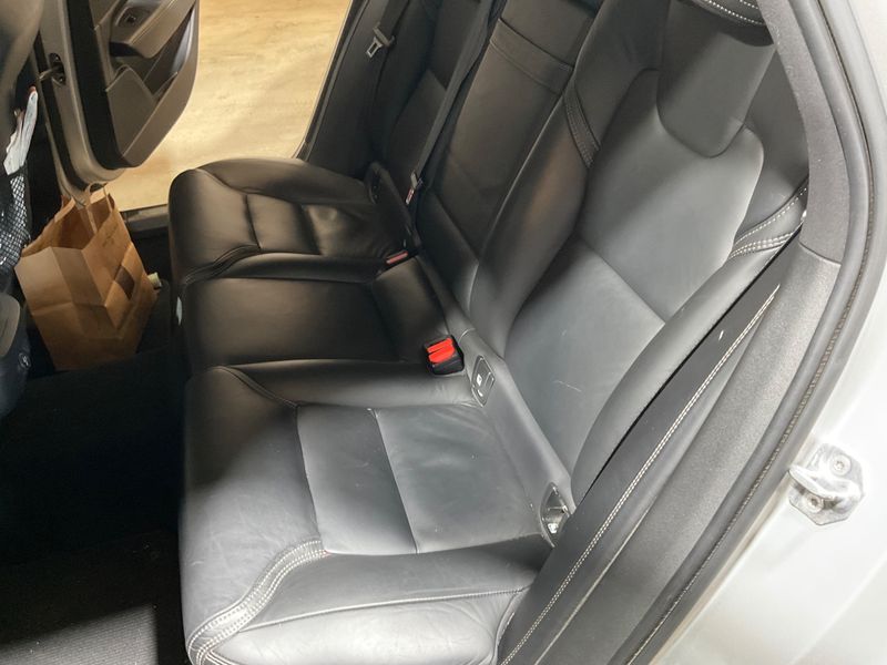 Volvo V90 Cross Country 2.0 D4 Pro AWD 2019 – снимка 32