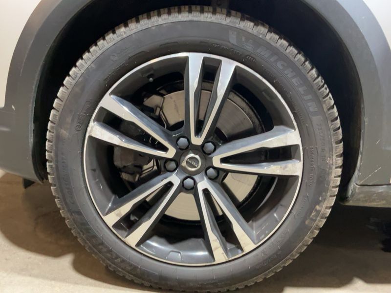 Volvo V90 Cross Country 2.0 D4 Pro AWD 2019 – снимка 3