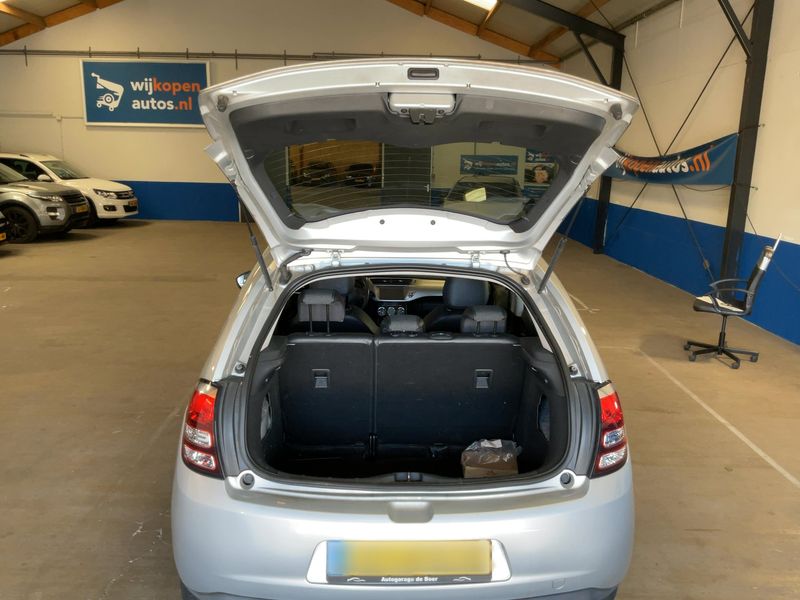 Citroen C3 1.2 e-VTi Selection 2016 – снимка 15
