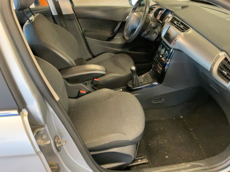 Citroen C3 1.2 e-VTi Selection 2016 – снимка 16