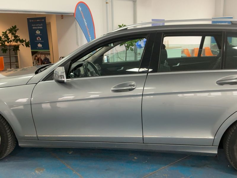 Mercedes-Benz C-Klasse C 220 CDI T BlueEfficiency Elegance 2013 – снимка 4