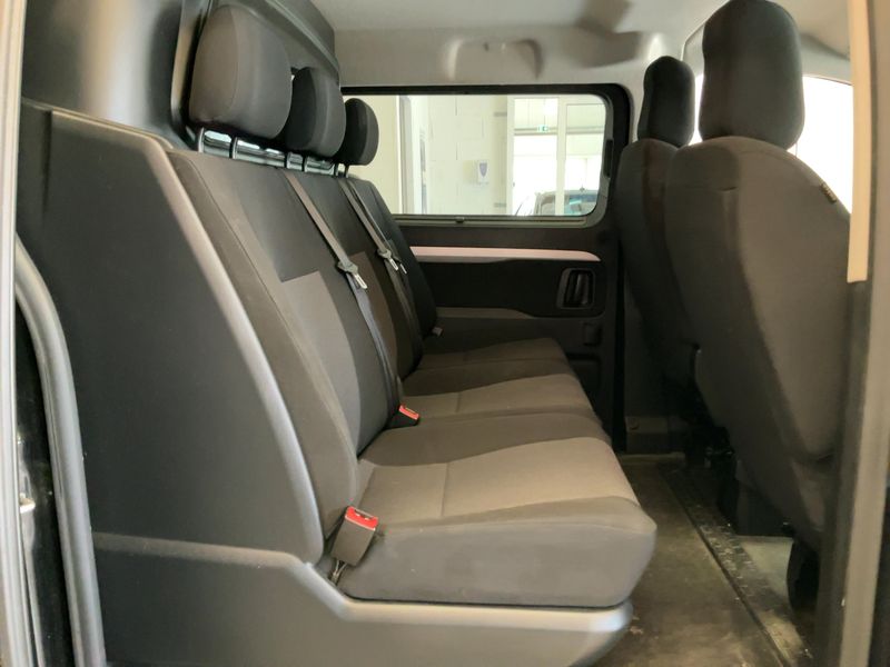 Peugeot Expert 2.0 Blue-HDi Allure L2 2018 – снимка 19