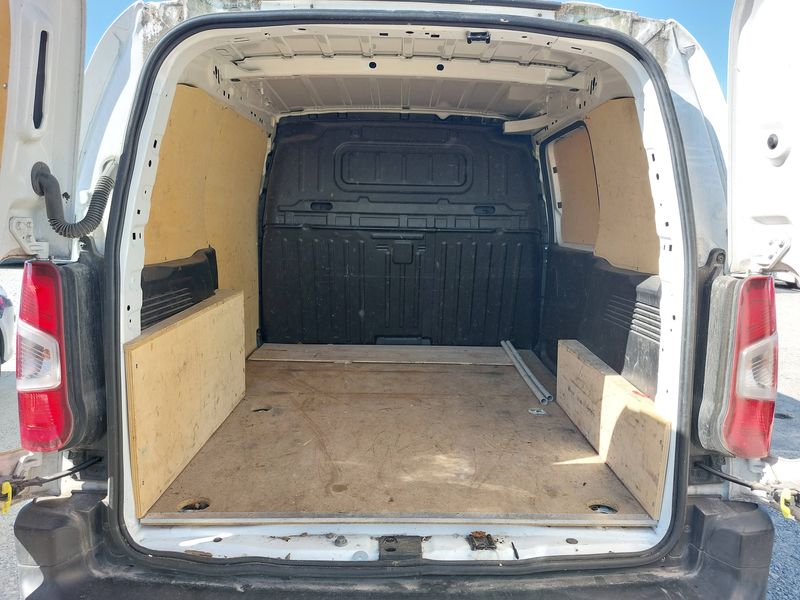 Peugeot Partner 1.5 Blue-HDi Premium L1 2020 – снимка 9