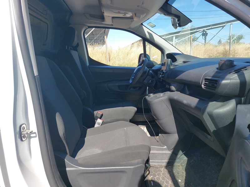 Peugeot Partner 1.5 Blue-HDi Premium L1 2020 – снимка 10