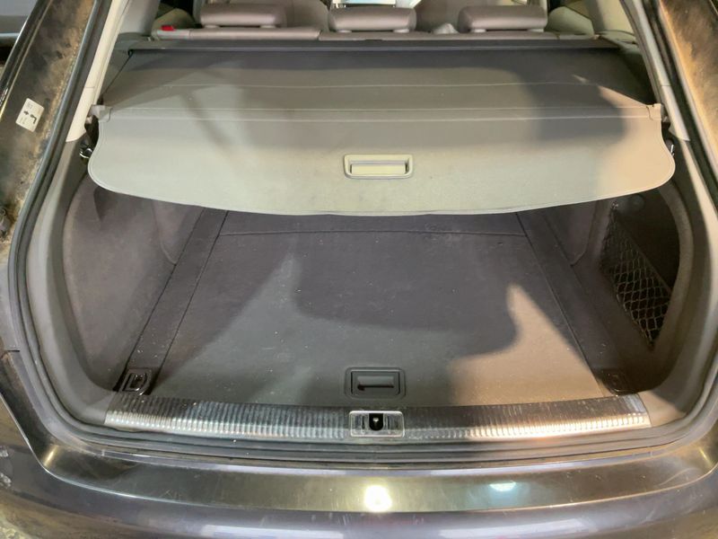 Audi A4 2.0 TDI quattro Ambiente 2011 – снимка 15