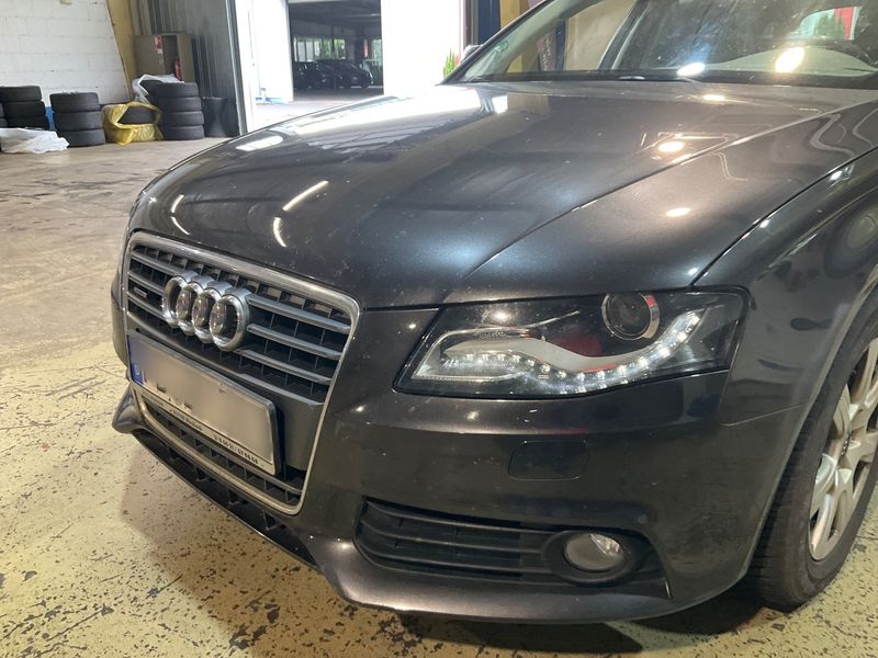 Audi A4 2.0 TDI quattro Ambiente 2011 – снимка 41