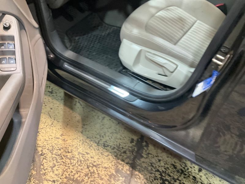Audi A4 2.0 TDI quattro Ambiente 2011 – снимка 35