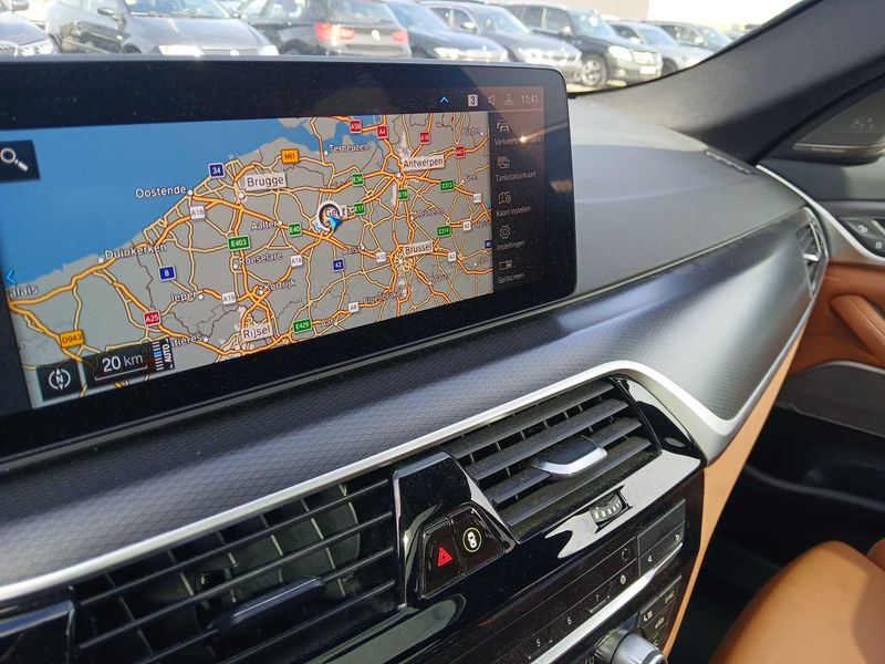 BMW 5er 530e M Sport 2021 – снимка 13