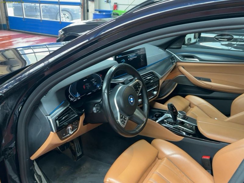BMW 5er 530e M Sport 2021 – снимка 17