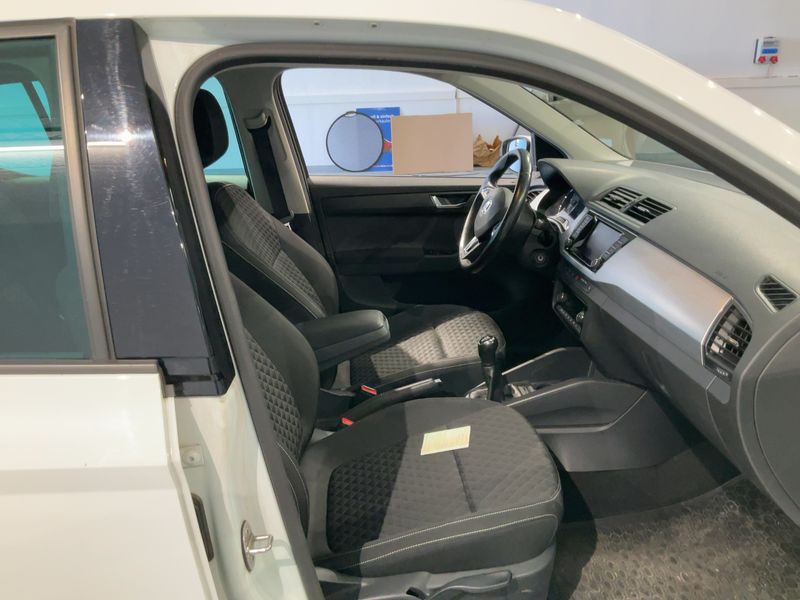 Skoda Fabia 1.4 TDI Drive 2017 – снимка 17
