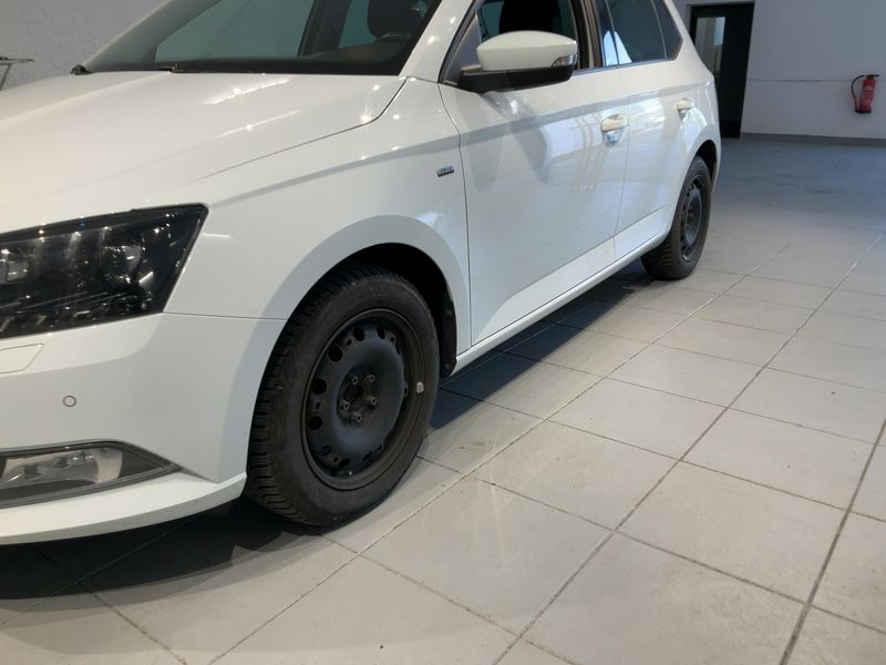 Skoda Fabia 1.4 TDI Drive 2017 – снимка 2
