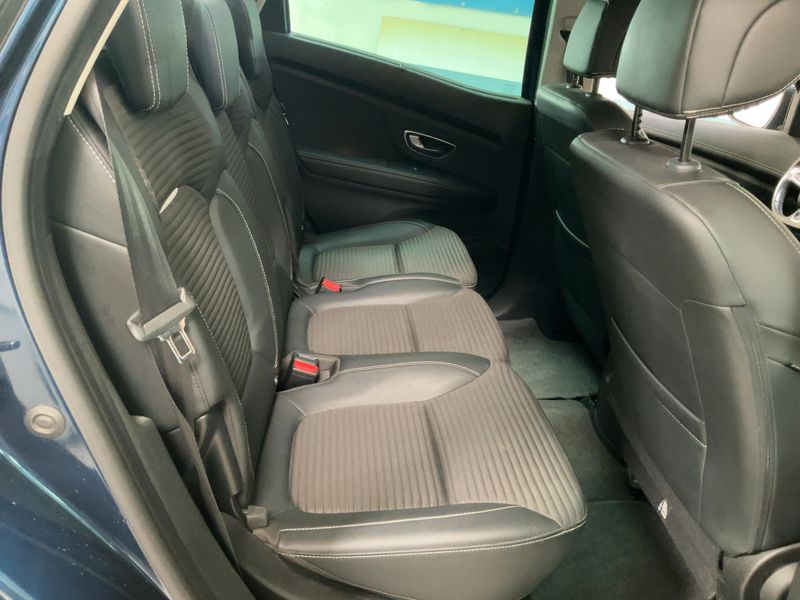 Renault Scenic 1.7 BLUE dCi Intens 2020 – снимка 19