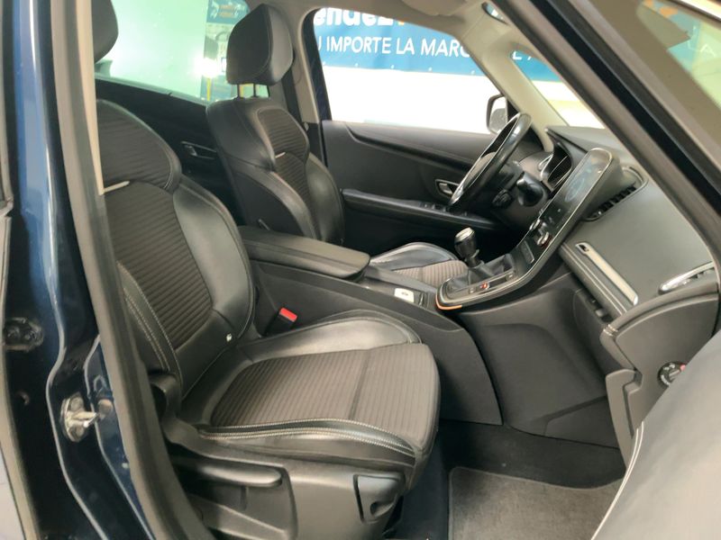 Renault Scenic 1.7 BLUE dCi Intens 2020 – снимка 16
