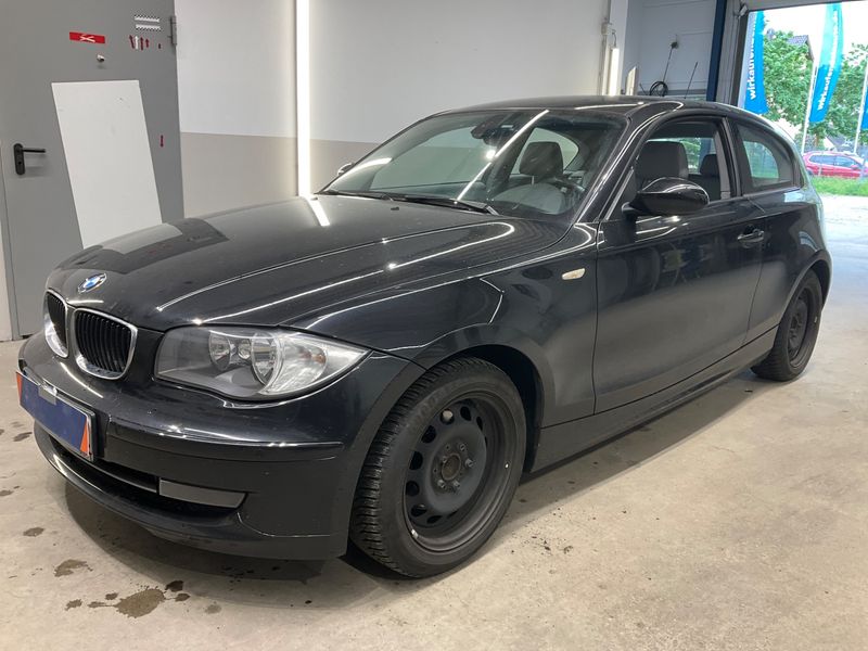 BMW 1er 118i 2008 – снимка 1