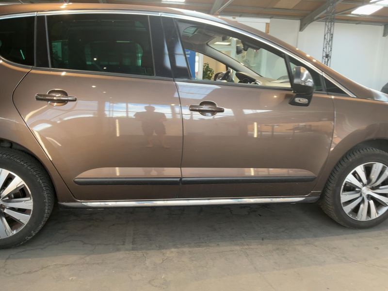 Peugeot 3008 1.6 Blue-HDi Allure 2015 – снимка 10