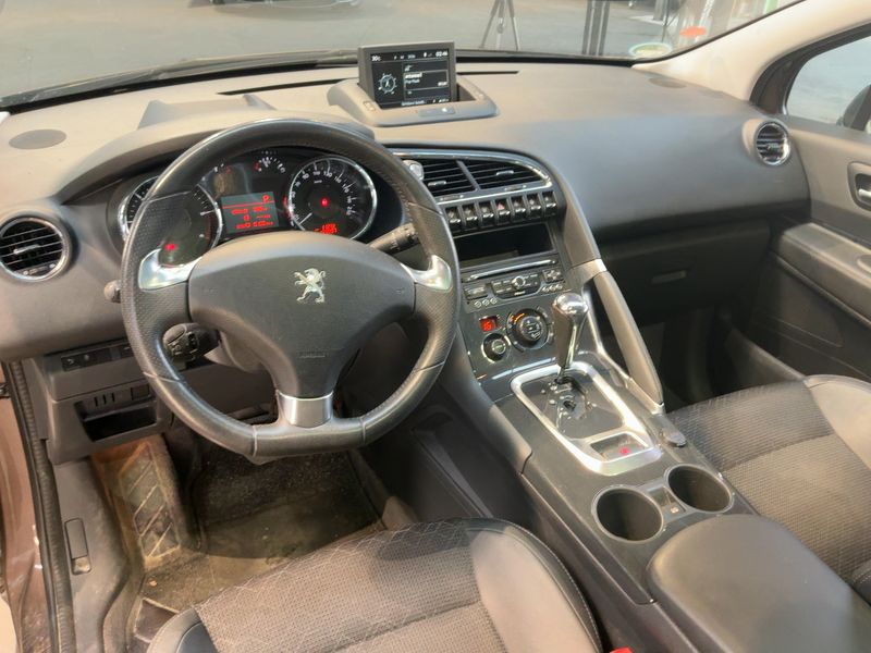 Peugeot 3008 1.6 Blue-HDi Allure 2015 – снимка 17