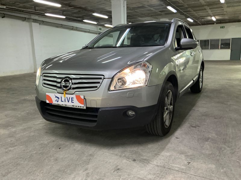 Nissan Qashqai+2 2.0 dCi Tekna 4x4 2009 – снимка 1