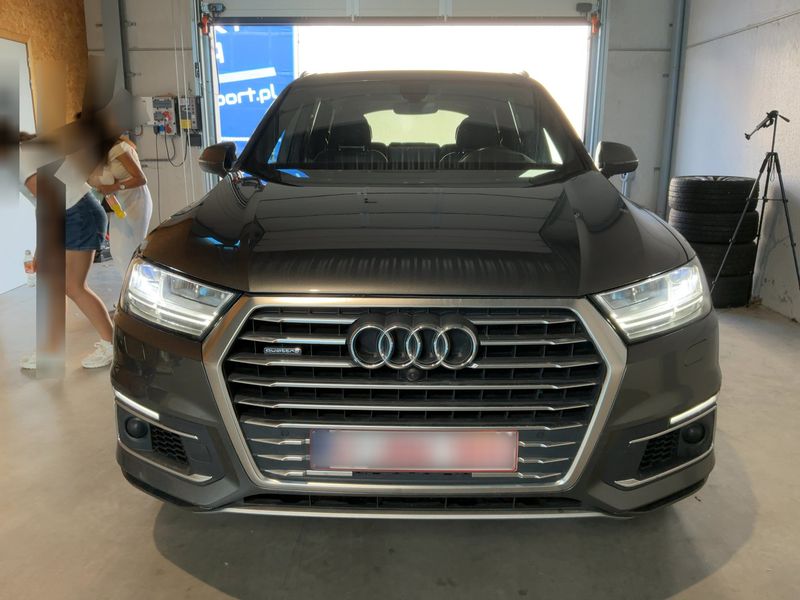 Audi Q7 3.0 TDI e-tron quattro 2018 – снимка 14