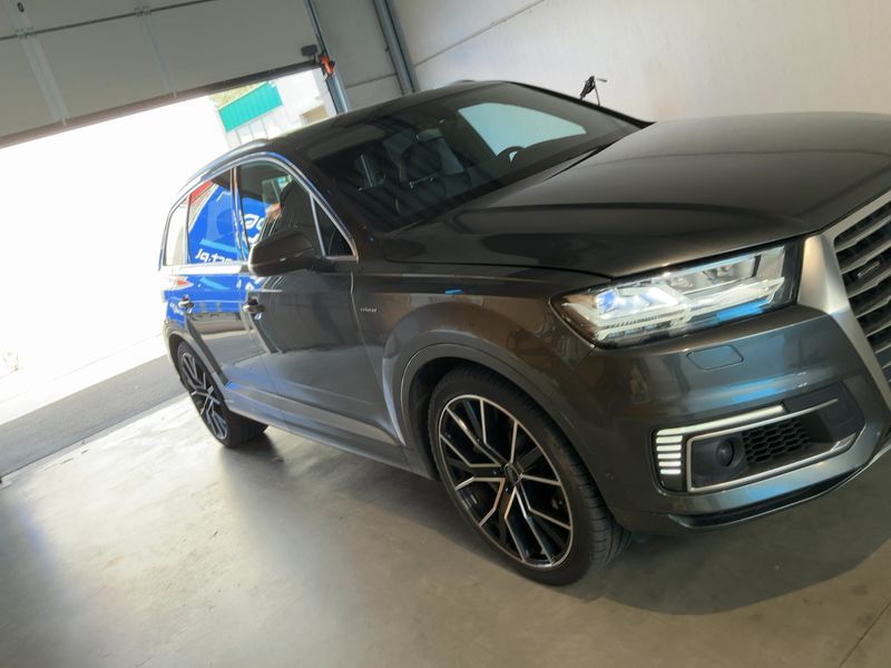 Audi Q7 3.0 TDI e-tron quattro 2018 – снимка 12