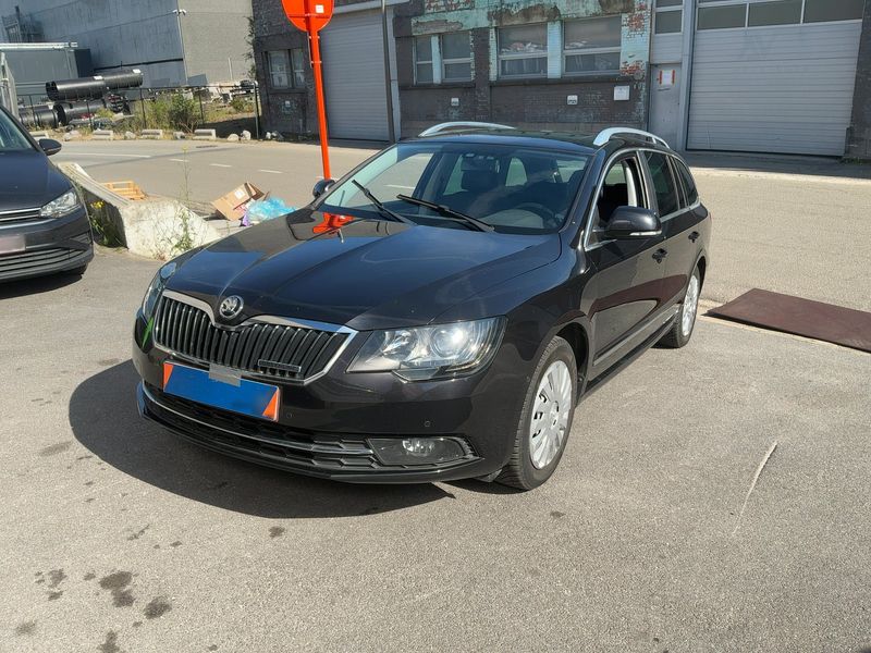 Skoda Superb 1.6 TDI Active GreenLine 2015 – снимка 1