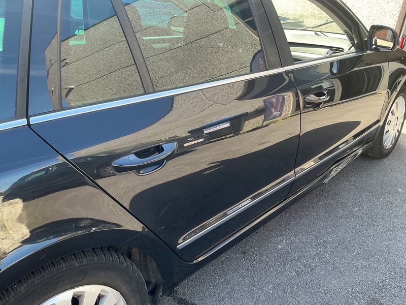 Skoda Superb 1.6 TDI Active GreenLine 2015 – снимка 27
