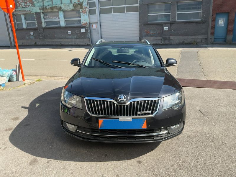 Skoda Superb 1.6 TDI Active GreenLine 2015 – снимка 14