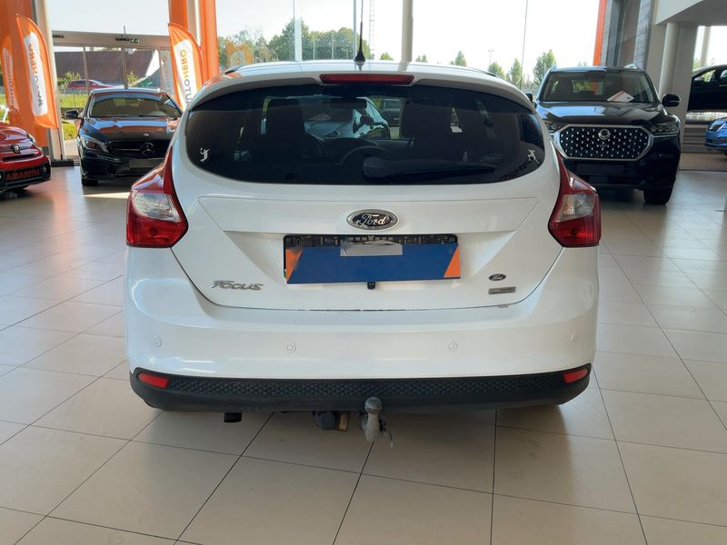 Ford Focus 1.6 TDCi Titanium 2011 – снимка на щета