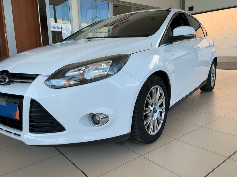 Ford Focus 1.6 TDCi Titanium 2011 – снимка на щета