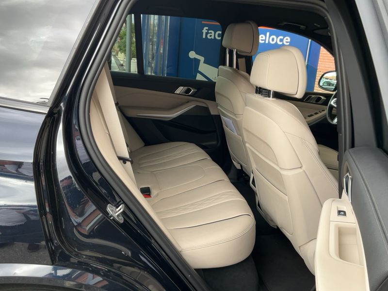 BMW X5 xDrive 30d Mild-Hybrid M Sport 2022 – снимка 19