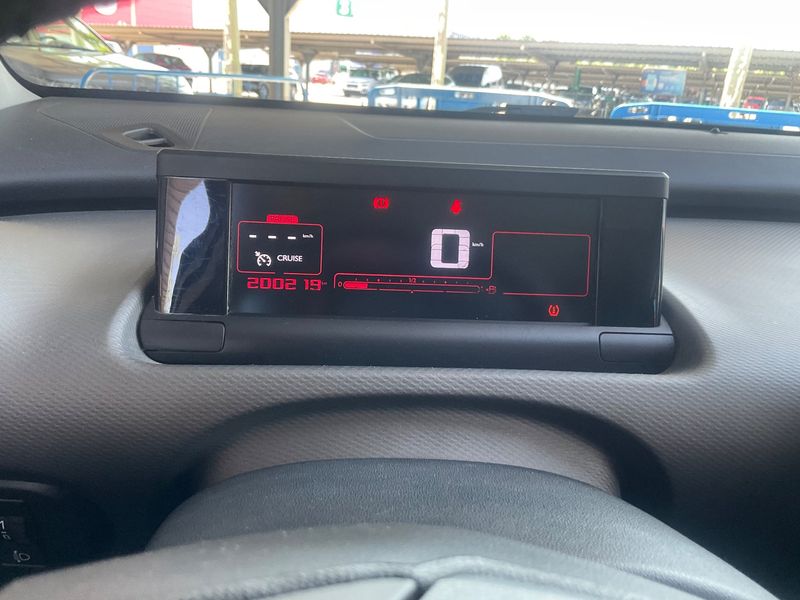 Citroen C4 Cactus 1.6 Blue-HDi Feel 2016 – снимка 18