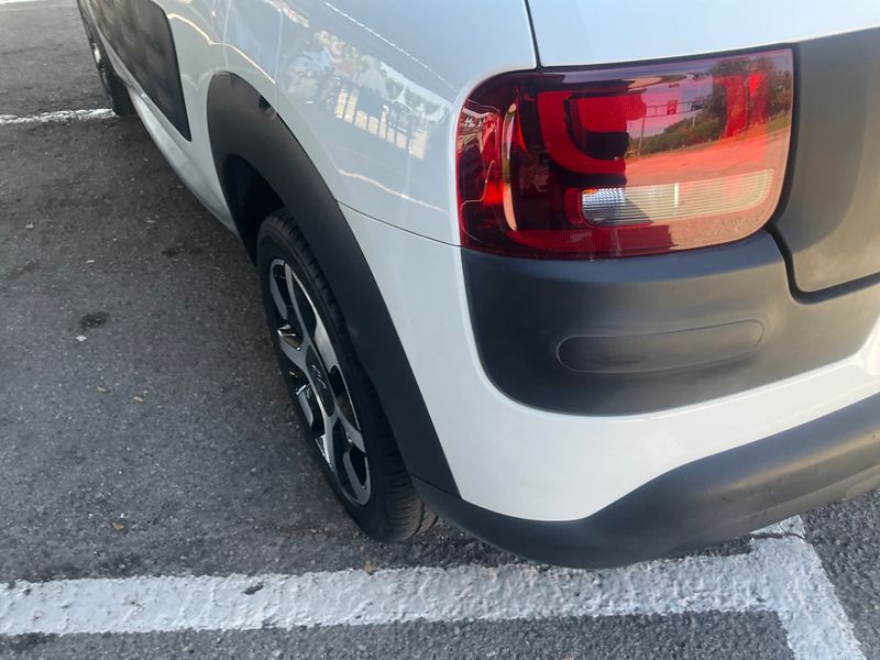Citroen C4 Cactus 1.6 Blue-HDi Feel 2016 – снимка 43